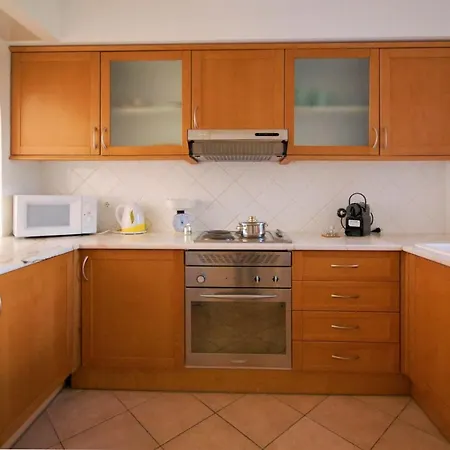 Apartment Apartamento Club - Free Wifi - Pool - By Bedzy
